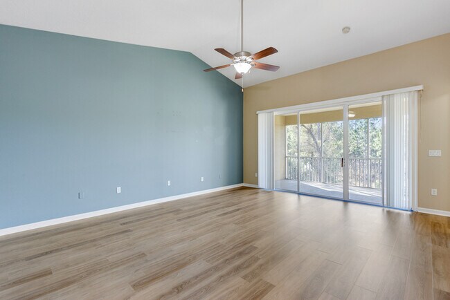 Foto del edificio - 6610 White Blossom Ct