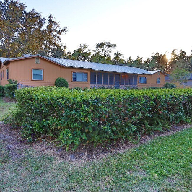 Building Photo - 1618 Magnolia Avenue