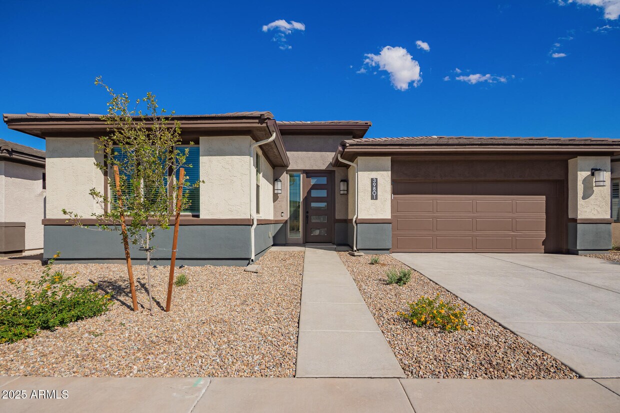 Foto principal - 39801 N Trajen Pl