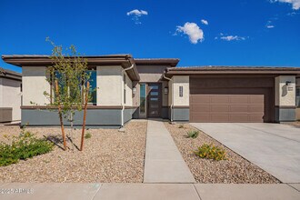 Building Photo - 39801 N Trajen Pl