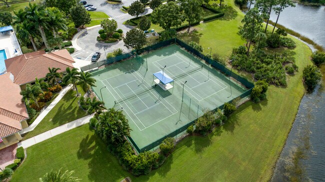 Foto del edificio - 658 SW Andros Cir