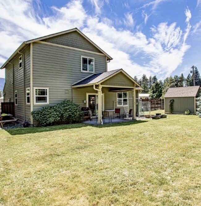 Foto del edificio - 547 SW Rock Creek Dr