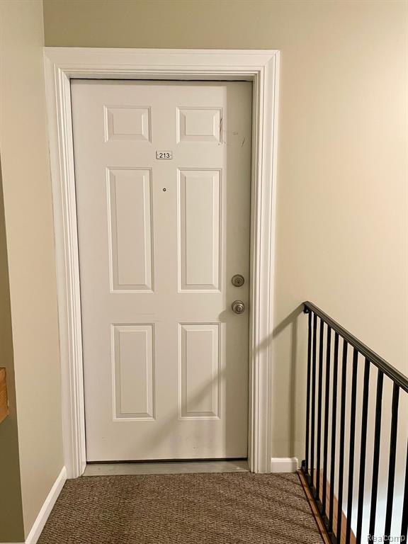 Foto del edificio - 525 Fairbrook St