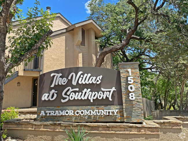 Building Photo - The Villas at Southport