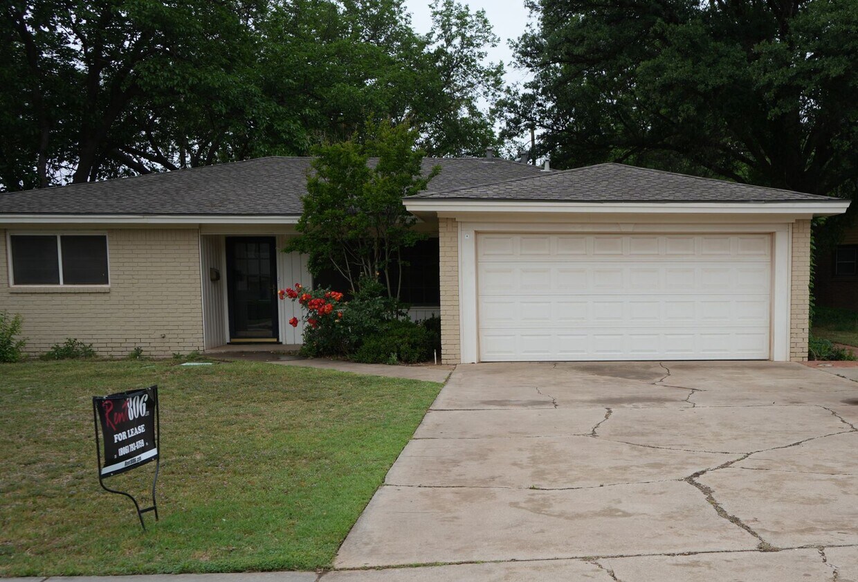 Foto principal - 6108 Nashville Ave