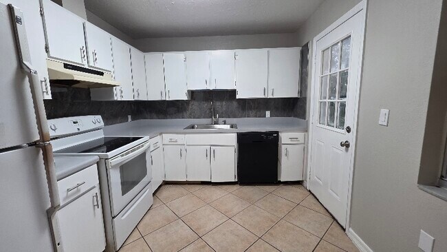 Foto del edificio - 607 45th St E