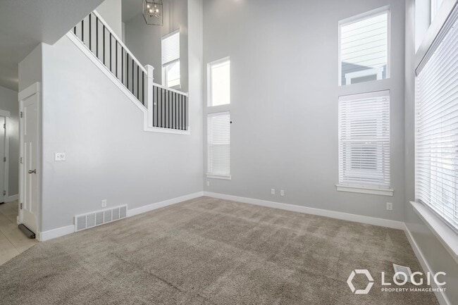 Foto del edificio - Beautiful Townhome for Rent!