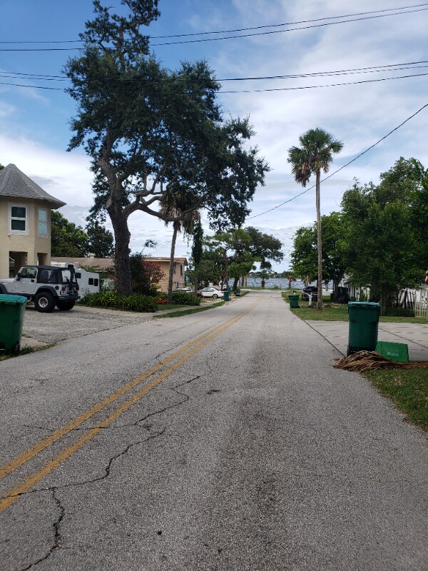 Foto del edificio - 128 8th St