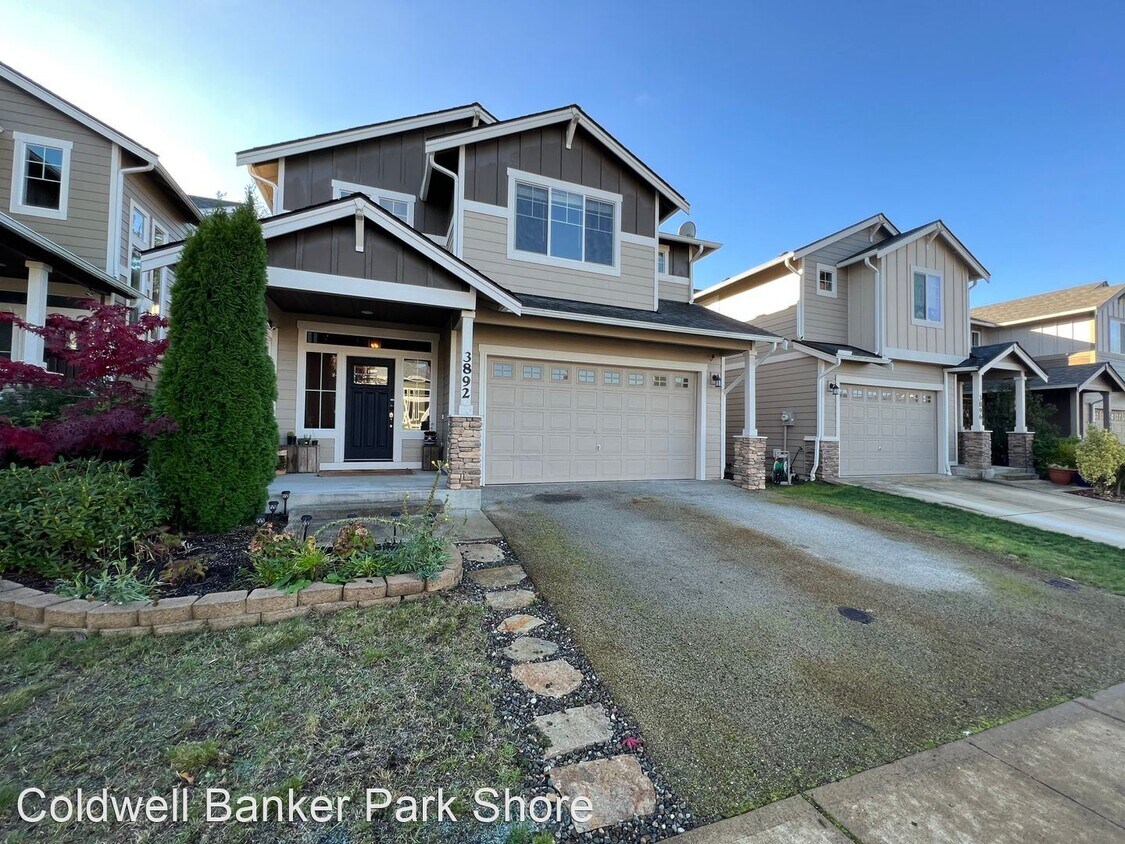 4 br, 3 bath House 3892 Maritime Dr SW House Rental in Bremerton