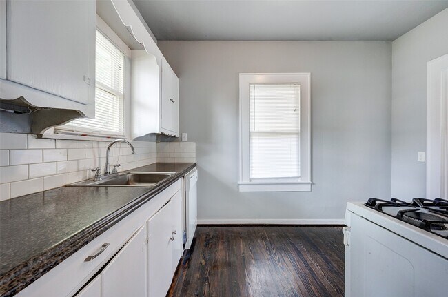 Foto del edificio - 109 E 23rd St