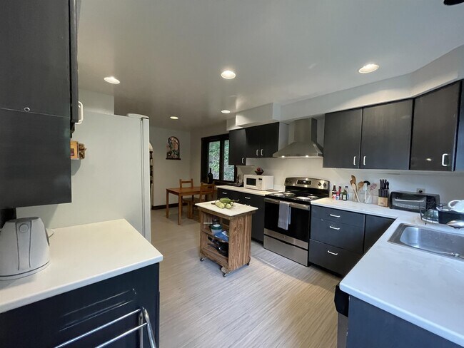 Foto del edificio - 4421 Lake Morey Rd