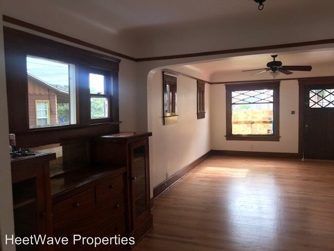 Foto del edificio - 3 br, 2 bath Apartment - 3610 Alexia Place