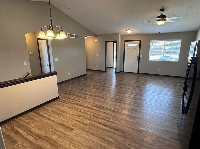 Building Photo - 2314-16 E QUIVERA CIR