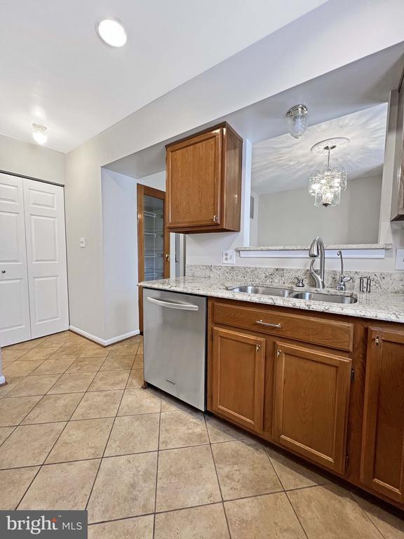 Foto del edificio - 18200 Paladin Dr