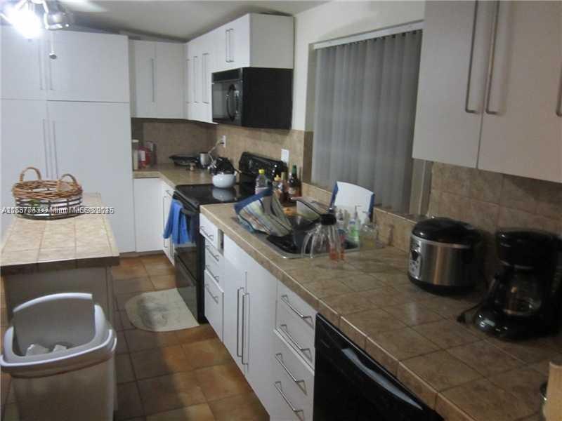 Foto del edificio - 1715 Hayes St