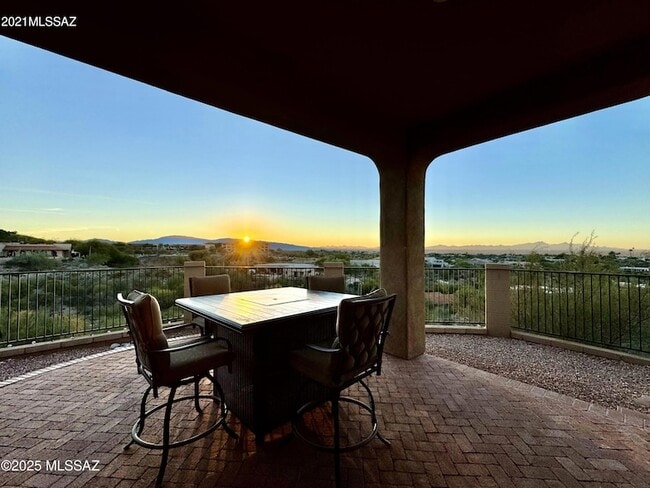 Photo - 5926 N Campo Abierto House