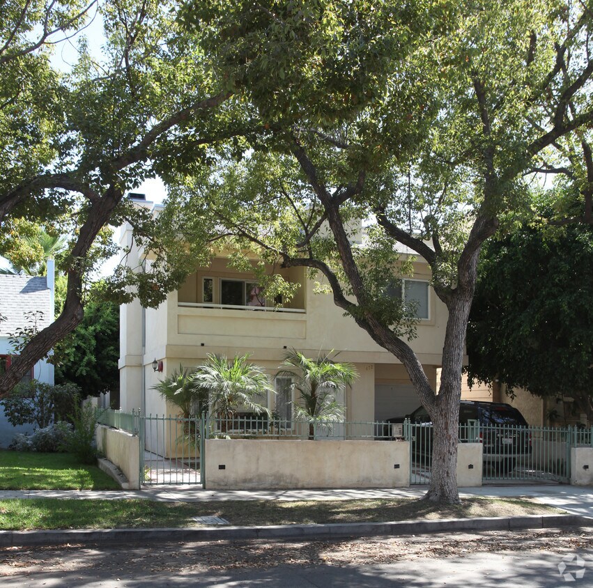 Primary Photo - 472 E San Jose Ave