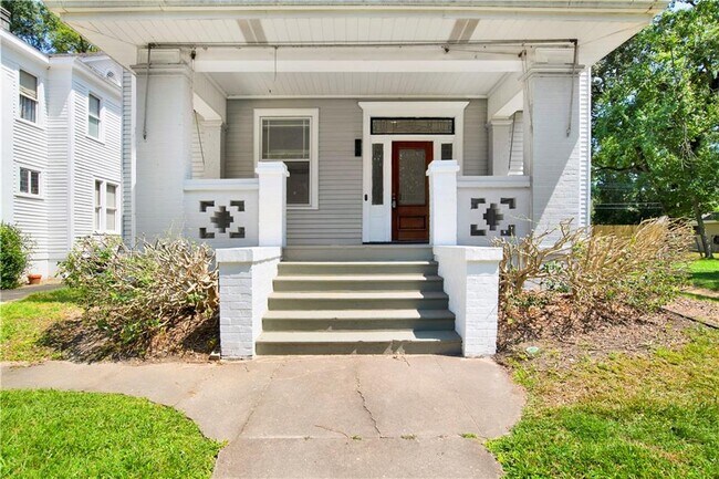 Building Photo - 255 West St