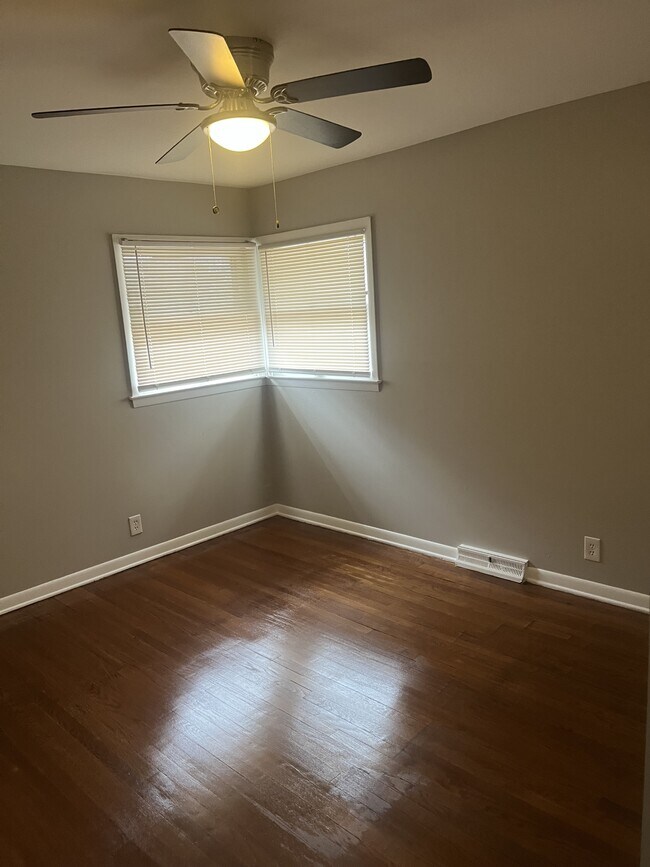 Foto del edificio - 7759 W Thurston Cir