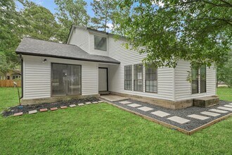 Building Photo - 18009 Split Oak Cir