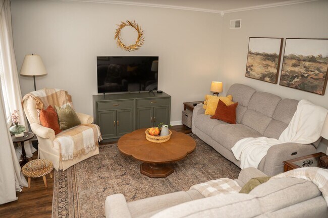 Foto del edificio - Charming 3 Bedroom, 1.5 Bath Townhome - EL...