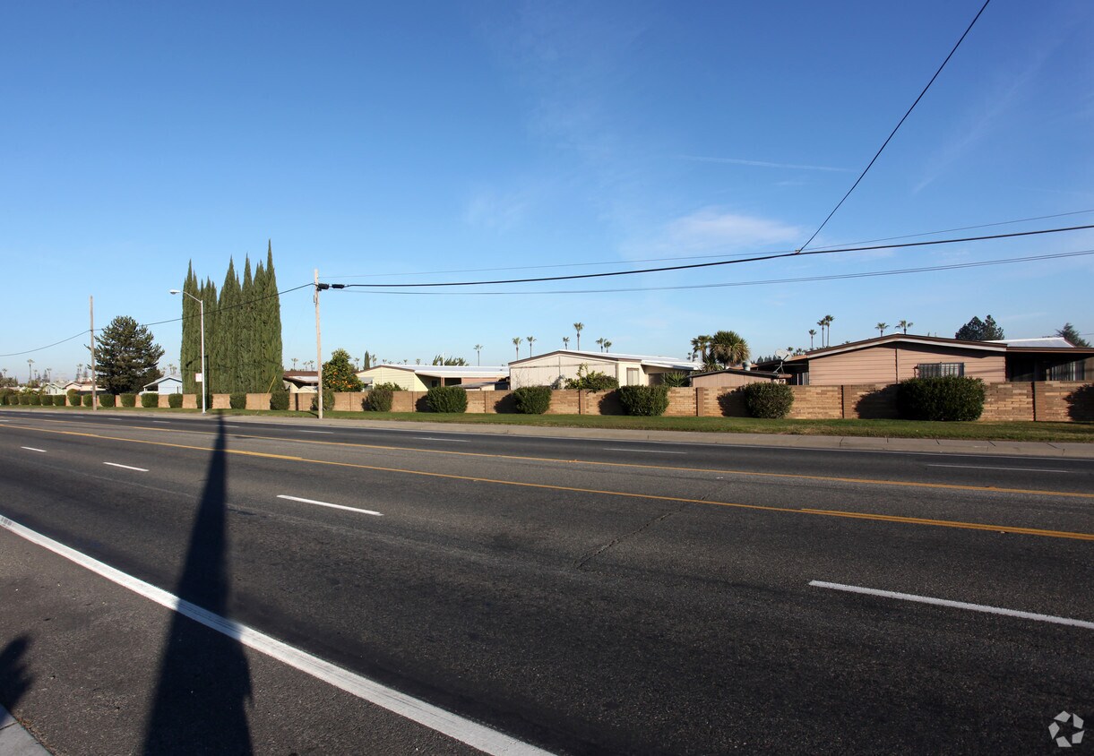 Foto del edificio - 8181 Folsom Blvd