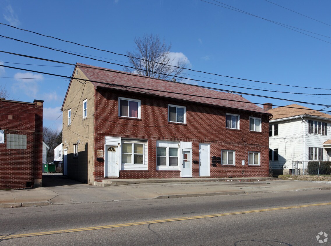 Primary Photo - 160-166 Brittain Rd