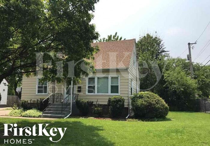 Foto principal - 6667 Glenview Dr
