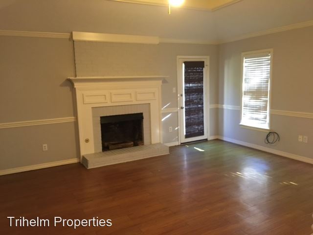 Building Photo - 3 br, 2 bath House - 111 E Willow Court
