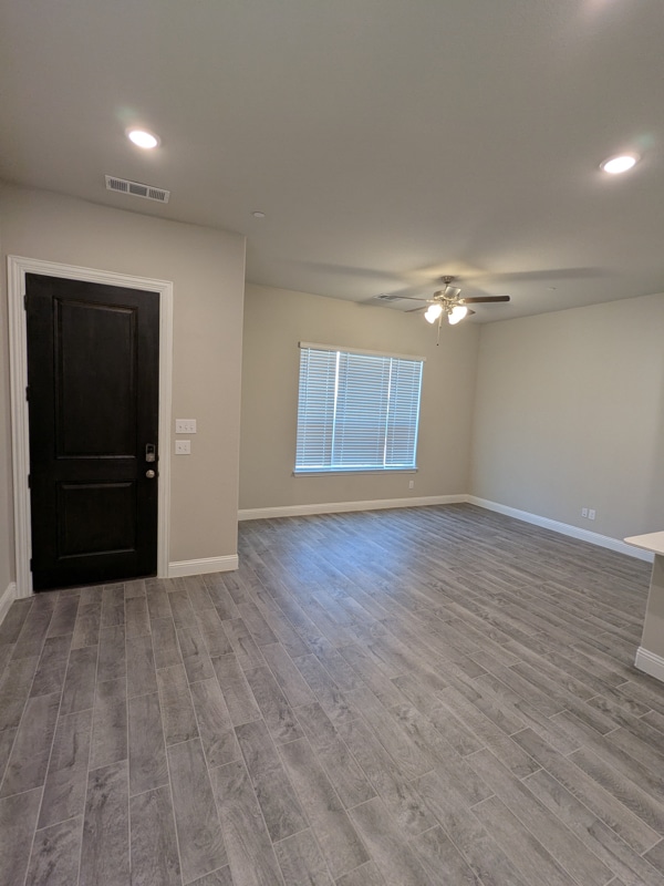 Building Photo - 4237 Shavano Dr