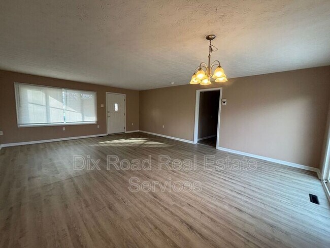 Foto del edificio - 3828 Angus Ln