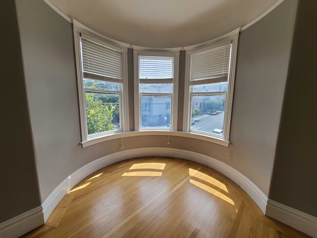 Foto del edificio - 3100 Steiner St