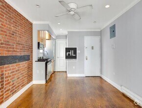 Building Photo - AMAZING ONE BEDROOM APARTMENT!! AMAZING DE...