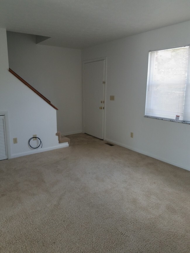 LIVING ROOM - 5355 Big Tyler Rd