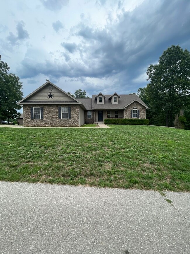 Building Photo - 20454 Lynwood Rd