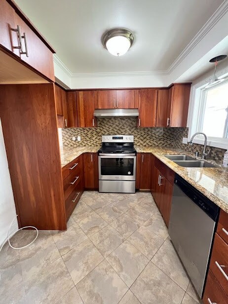 kitchen - 23067 Nadine Cir