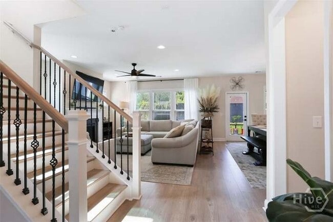 Building Photo - 109 Canter Ct