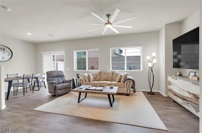 Foto del edificio - 4625 Ridgeley Ave