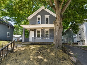Building Photo - 668 Sherman St