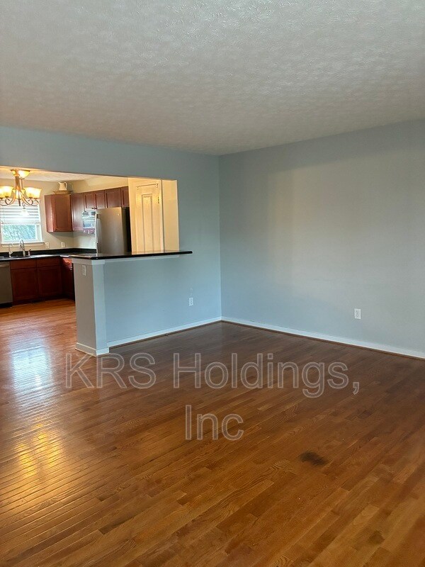 Building Photo - 1234 Poet's Ct