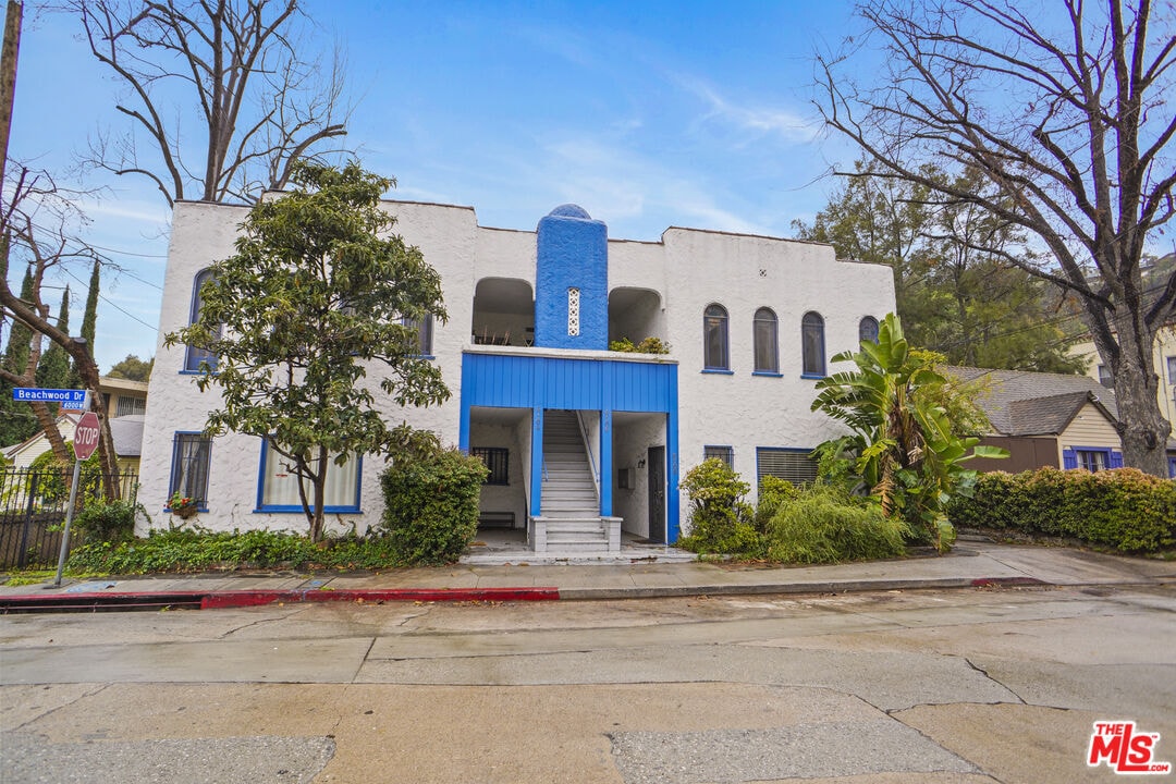 Primary Photo - 6100 Glen Oak St