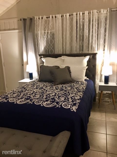 Foto del edificio - Studio, 1 bath Apartment - 15-1724 6th Avenue