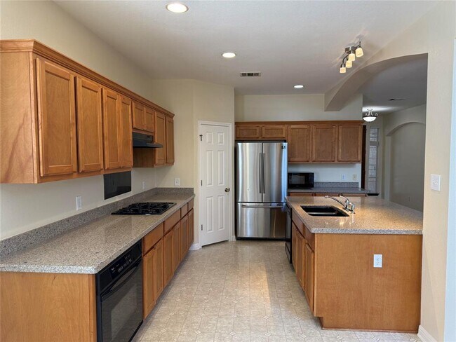 Building Photo - 1511 Homewood Cir