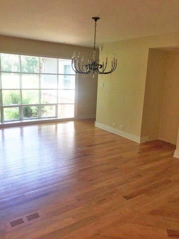 Comedor - 883 Oakhurst Ln