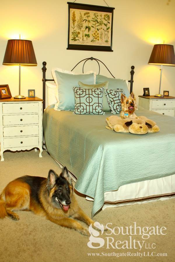 Interior Photo - The Lakes at Turtle Creek Apartment Homes