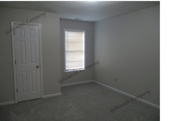 Foto del edificio - 11 Townes Creek Ct