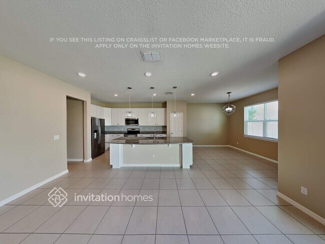 Building Photo - 2275 Bur Oak Blvd
