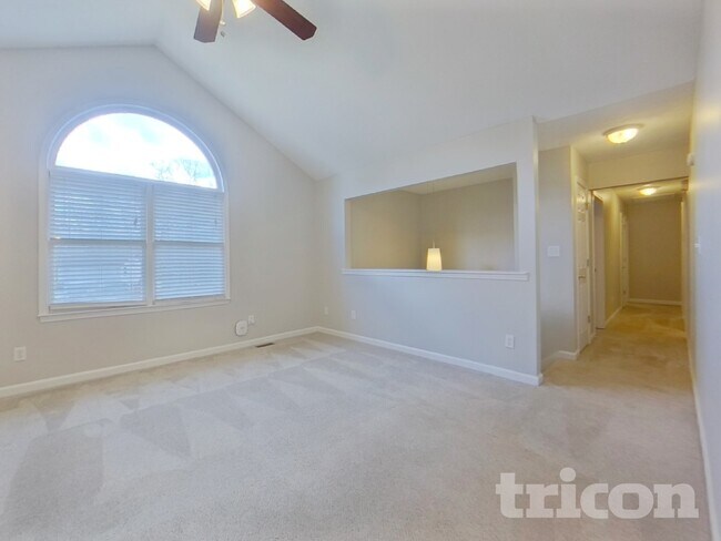 Foto del edificio - 3 Misty Ridge Pl