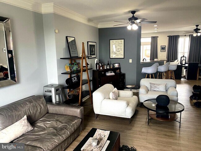 Foto del edificio - 508 Legrace Terrace NE