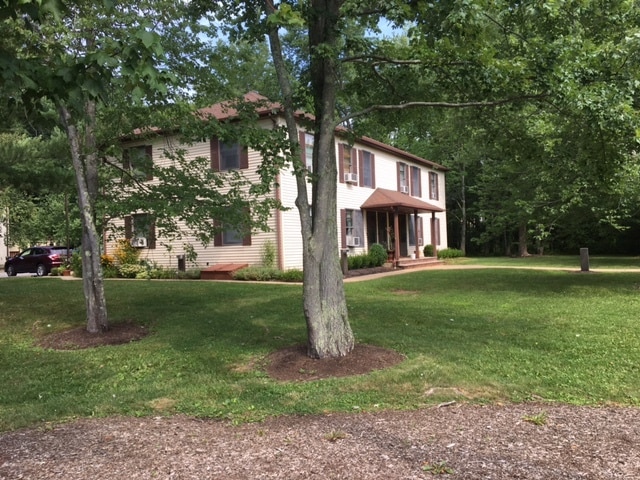 Building Photo - 384 Somerset St